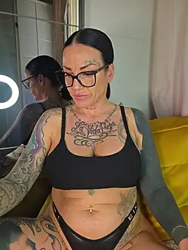 EmilyDiazofficial online show from June 26, 6:18 am