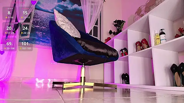 Snapshot of Itzeldreams chatting on March 7, 4:33 pm Itzeldreams online show from March 7, 4:33 pm