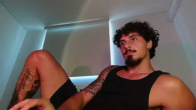 milkoffe online show from March 15, 3:29 pm