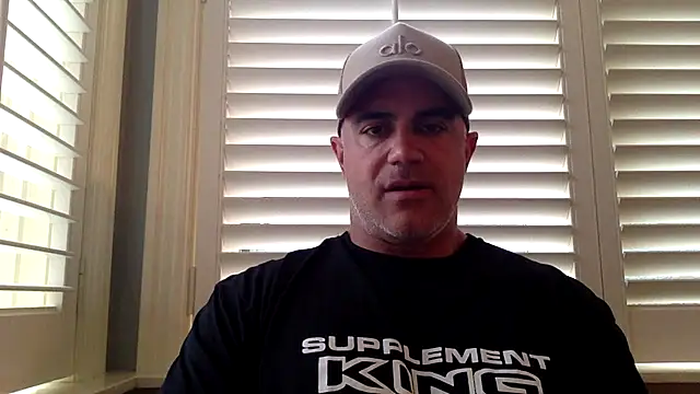 Snapshot of Bad_daddy21 chatting on September 29, 2:44 pm Bad daddy21 online show from September 29, 2:44 pm