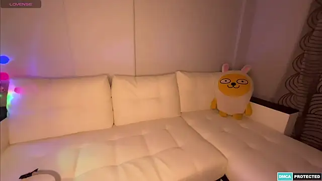 Snapshot of Anna_Bali chatting on December 29, 2:06 am Anna Bali online show from December 29, 2:06 am