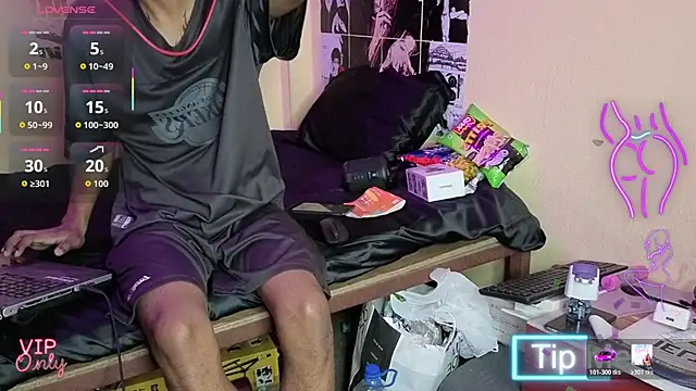 just fucks online show from February 27, 6:52 pm