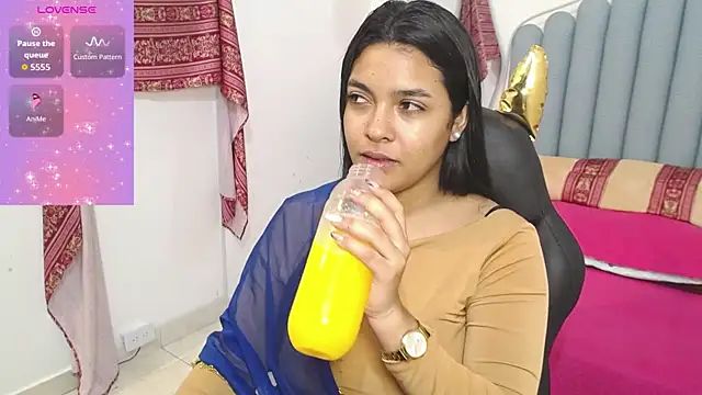 lakshmiraniii online show from September 30, 10:20 am