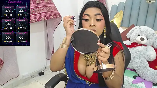 lakshmiraniii online show from November 20, 11:54 am