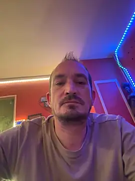 Snapshot of Denislamalice34 chatting on February 5, 8:13 pm Denislamalice34 online show from February 5, 8:13 pm