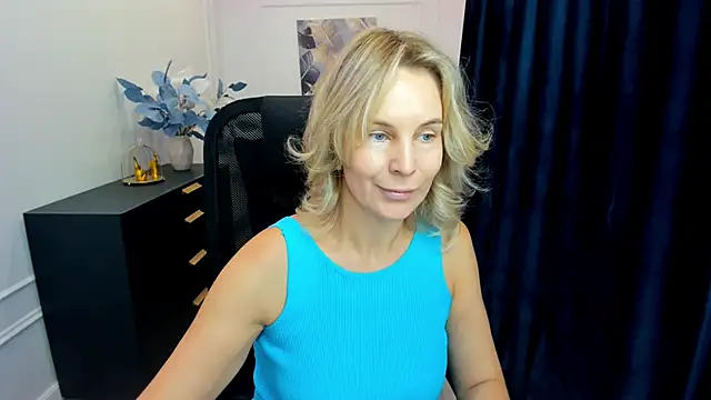 Sinty Devis online show from September 27, 11:37 am