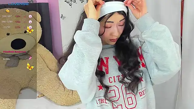 Snapshot of SophiaLiu chatting on January 30, 1:11 am SophiaLiu online show from January 30, 1:11 am