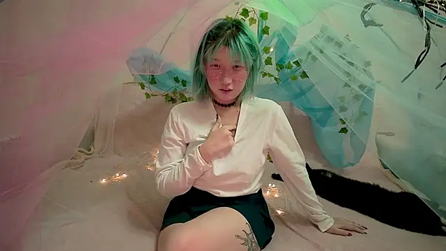 Akemilun online show from October 26, 6:47 pm