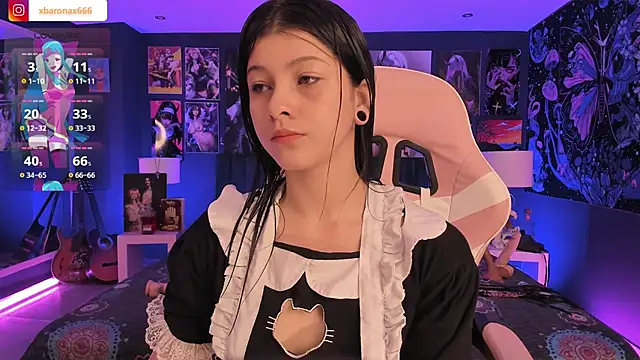 LanaKyutt online show from October 12, 1:43 pm