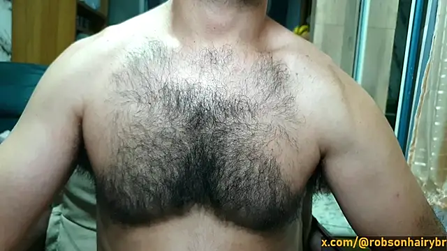 Snapshot of robsonbr chatting on April 5, 1:58 am robsonbr online show from April 5, 1:58 am