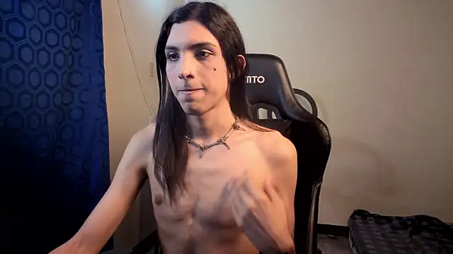 Snapshot of angelitofemboy chatting on March 31, 2:24 am angelitofemboy online show from March 31, 2:24 am