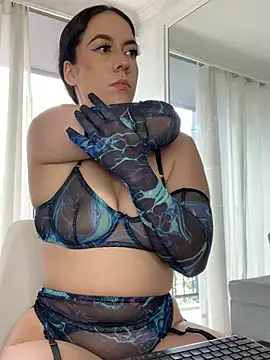 ImAlicee online show from December 29, 5:33 pm