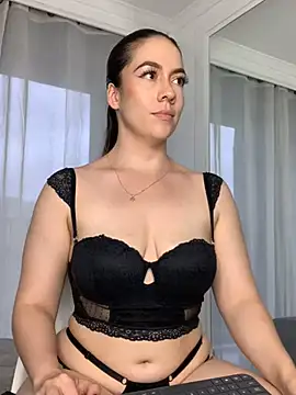 ImAlicee online show from January 2, 10:33 pm