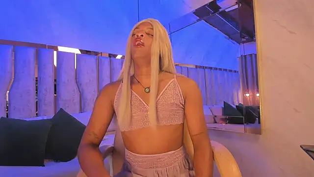 ari monet online show from November 10, 11:42 am