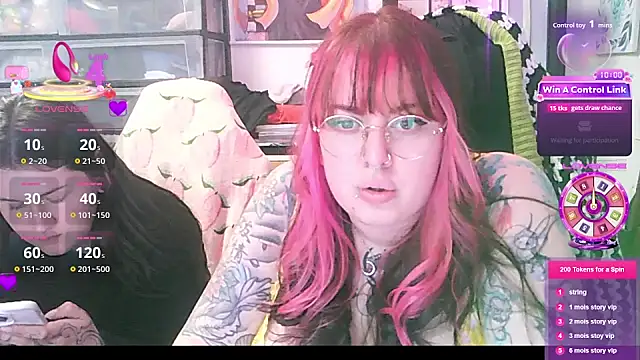 Snapshot of misspeach chatting on March 3, 6:25 pm misspeach online show from March 3, 6:25 pm