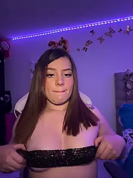 Jullieetta online show from February 8, 12:17 am