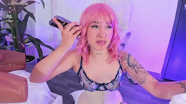 EriKlein online show from September 17, 10:55 pm