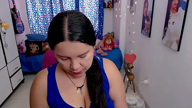 claryssa  online show from March 5, 3:52 pm