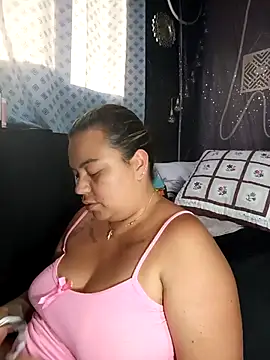 Horny kaylee online show from March 9, 10:14 pm