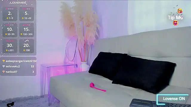 nika02  online show from March 4, 7:43 pm