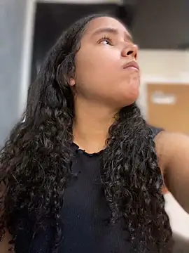 CurlyGirl 1 online show from December 28, 7:43 pm