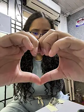 CurlyGirl 1 online show from January 8, 12:37 pm