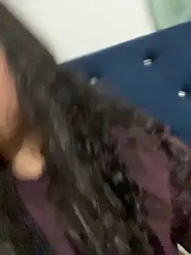 CurlyGirl 1 online show from January 6, 11:07 pm