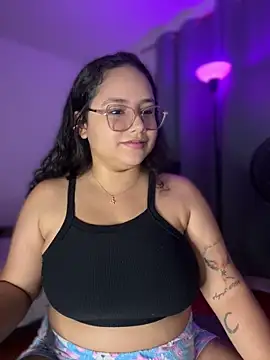 Snapshot of CurlyGirl_1 chatting on February 12, 12:27 am CurlyGirl 1 online show from February 12, 12:27 am