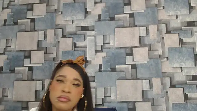 angel dthroatt online show from November 26, 12:06 pm