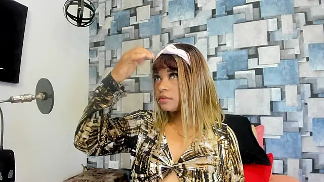 angel dthroatt online show from April 8, 12:05 pm