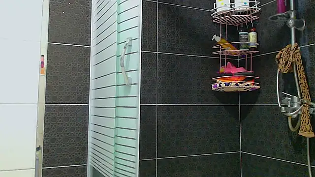 Turkish Latina online show from December 1, 11:04 pm