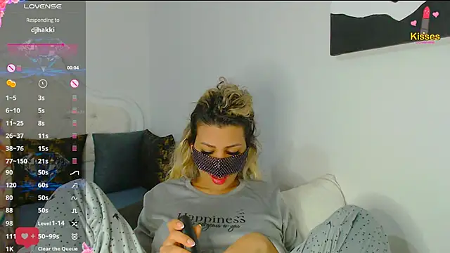 Turkish Latina online show from March 2, 9:32 pm