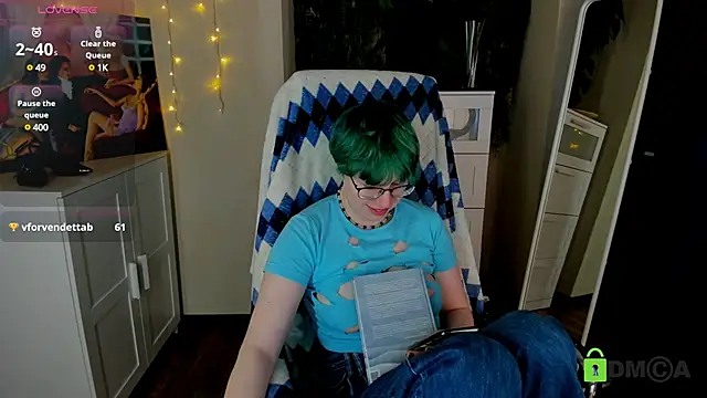 Melissa Wells online show from February 28, 8:53 am