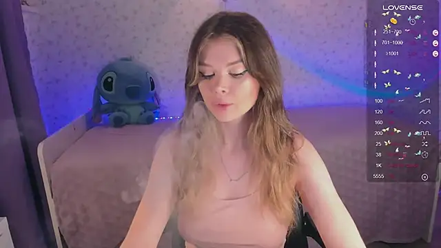 VeronaAura online show from February 12, 5:05 pm