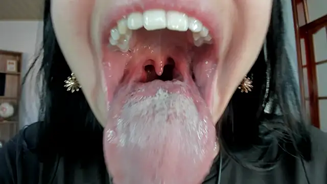 Snapshot of Katty_mouth chatting on January 18, 8:51 pm Katty mouth online show from January 18, 8:51 pm