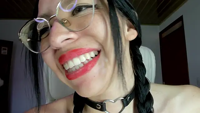 Snapshot of Katty_mouth chatting on January 21, 10:30 pm Katty mouth online show from January 21, 10:30 pm