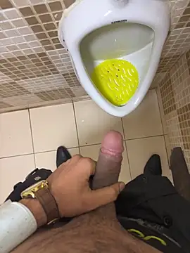 hitlar1026 online show from November 4, 1:32 pm