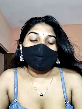 Snapshot of Luv_Adite20 chatting on October 10, 6:01 am Luv Adite20 online show from October 10, 6:01 am