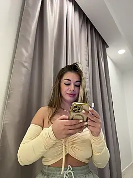 IsabellaEtthan online show from March 3, 6:36 pm