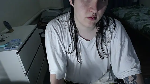 EvaMiron online show from December 4, 6:16 pm