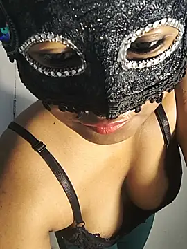 Snapshot of FANTASY_QUEEN_07 chatting on June 1, 2:35 am FANTASY QUEEN 07 online show from June 1, 2:35 am
