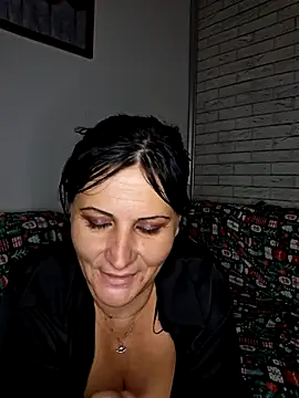 anaaamariaaaa online show from November 4, 3:11 pm