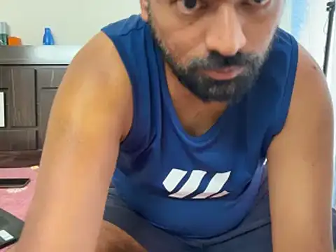 Snapshot of lovbombayduck11 chatting on March 19, 9:28 am lovbombayduck11 online show from March 19, 9:28 am