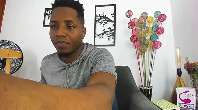 bigcock latin1 online show from March 18, 3:09 am