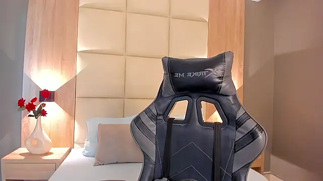 megan cooper28 online show from October 21, 2:23 am