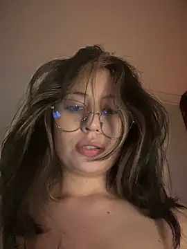 Snapshot of marie2_ chatting on January 30, 11:24 pm marie2  online show from January 30, 11:24 pm
