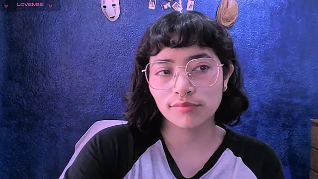 NinaYellow online show from January 29, 4:41 pm