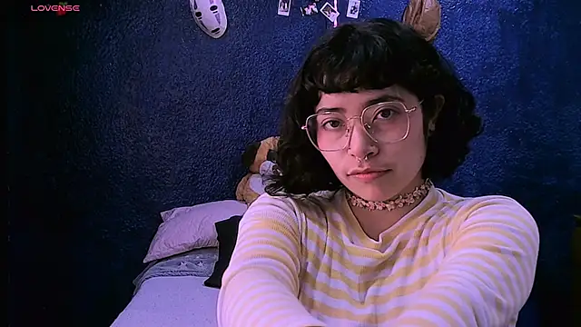 NinaYellow online show from February 12, 2:54 pm