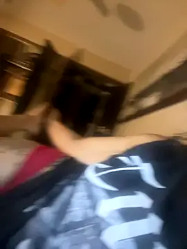 Snapshot of Everlyrose27 chatting on October 4, 4:21 am Everlyrose27 online show from October 4, 4:21 am