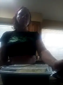 Snapshot of Everlyrose27 chatting on January 10, 8:43 pm Everlyrose27 online show from January 10, 8:43 pm